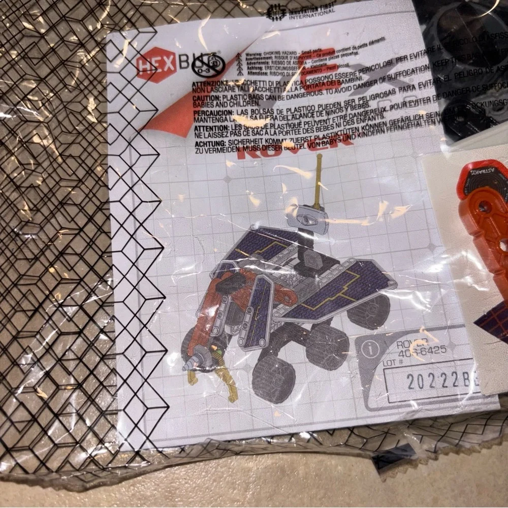 HEXBUG VEX Robotics
Explorers Rover Building
Set 406-6425 - Picture 1 of 4